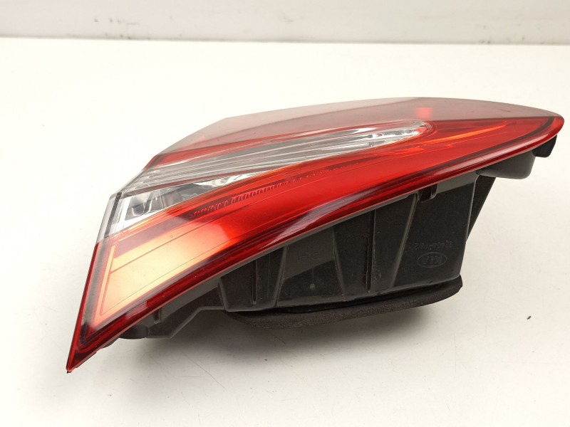 Recambio de piloto porton derecho para kia rio iii (ub) 1.2 cvvt referencia OEM IAM 924041W2  