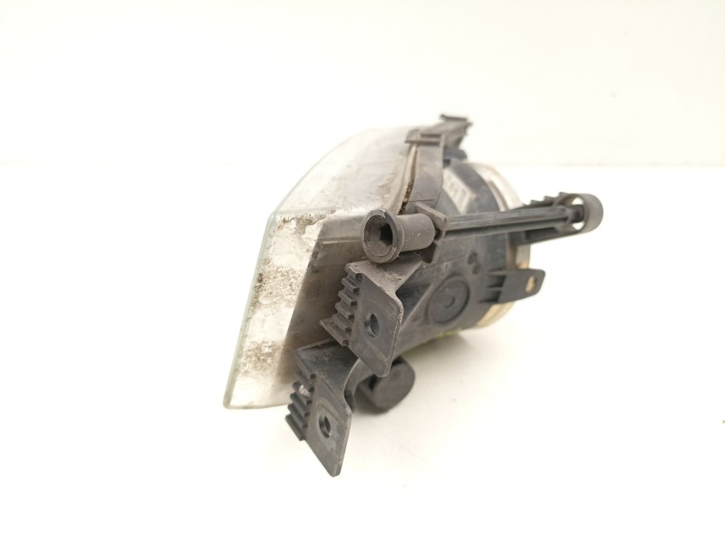 Recambio de antiniebla izquierdo para opel insignia a (g09) 2.0 cdti (68) referencia OEM IAM 13226828  