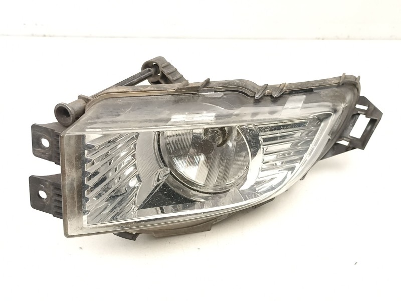 Recambio de antiniebla derecho para opel insignia a (g09) 2.0 cdti (68) referencia OEM IAM 13226829  