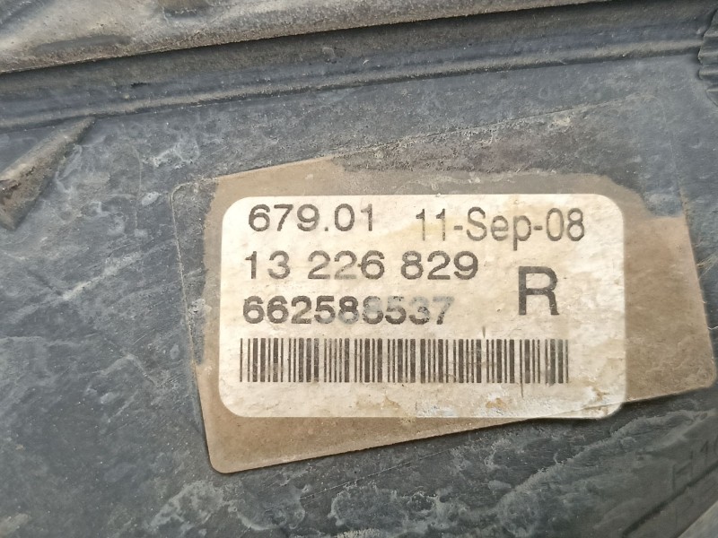 Recambio de antiniebla derecho para opel insignia a (g09) 2.0 cdti (68) referencia OEM IAM 13226829  