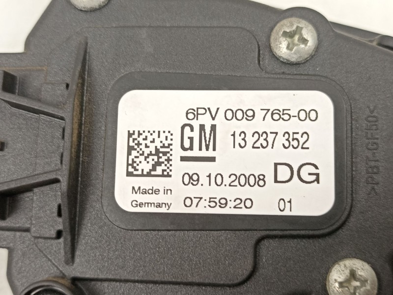 Recambio de potenciometro aceleracion para opel insignia a (g09) 2.0 cdti (68) referencia OEM IAM 13237352 6PV00976500 