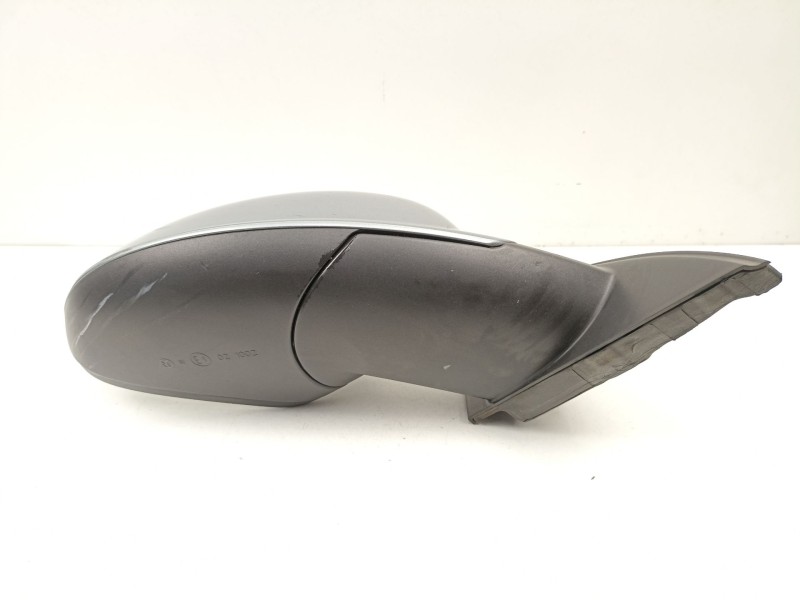 Recambio de retrovisor derecho para opel insignia a (g09) 2.0 cdti (68) referencia OEM IAM 13268737  