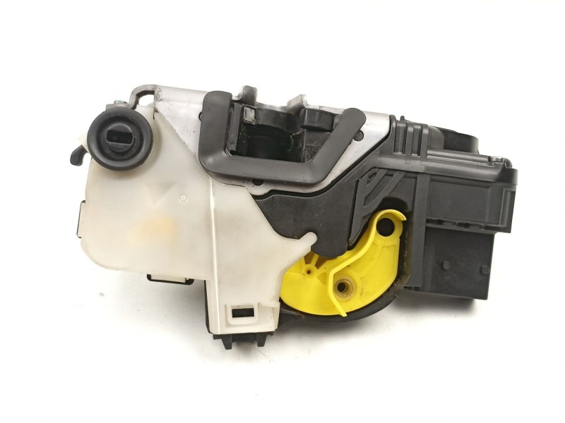 Recambio de cerradura puerta trasera izquierda para opel insignia a (g09) 2.0 cdti (68) referencia OEM IAM 13503177  