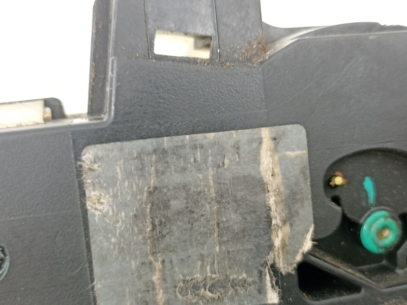 Recambio de cerradura puerta trasera izquierda para opel insignia a (g09) 2.0 cdti (68) referencia OEM IAM 13503177  