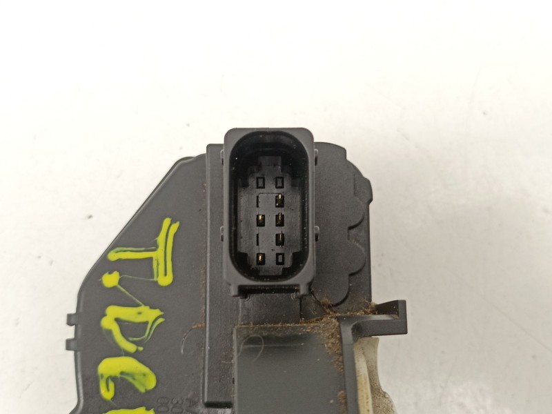 Recambio de cerradura puerta trasera derecha para opel insignia a (g09) 2.0 cdti (68) referencia OEM IAM 13503178  