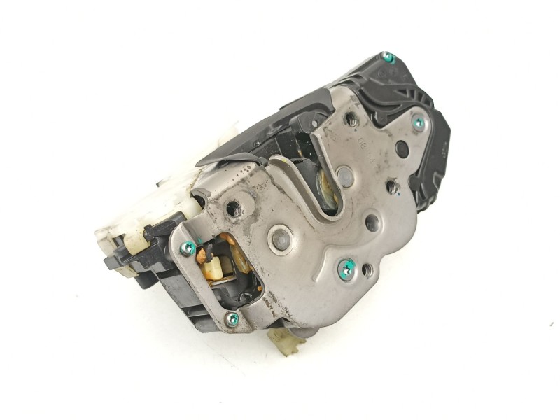 Recambio de cerradura puerta delantera derecha para opel insignia a (g09) 2.0 cdti (68) referencia OEM IAM 13503150  