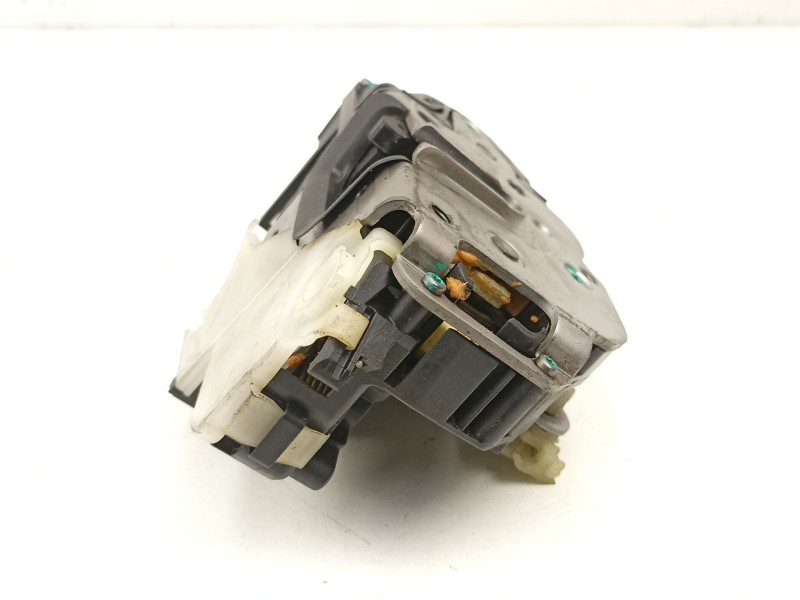 Recambio de cerradura puerta delantera derecha para opel insignia a (g09) 2.0 cdti (68) referencia OEM IAM 13503150  