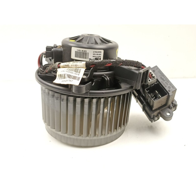 Recambio de motor calefaccion para opel insignia a (g09) 2.0 cdti (68) referencia OEM IAM 13263279 52426734 