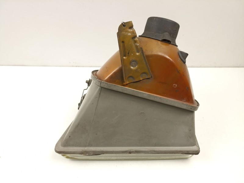 Recambio de faro derecho para peugeot 309 i (10c, 10a) 1.3 referencia OEM IAM 620592  