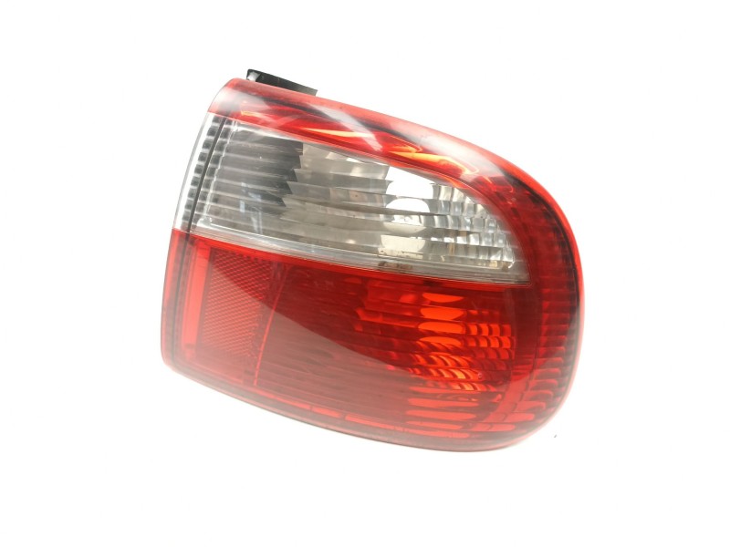 Recambio de piloto trasero derecho para seat toledo ii (1m2) 1.9 tdi referencia OEM IAM 1M5945096B  