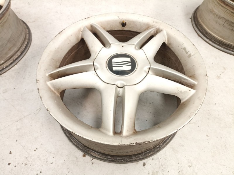 Recambio de juego llantas para seat toledo ii (1m2) 1.9 tdi referencia OEM IAM 1M0601025J  