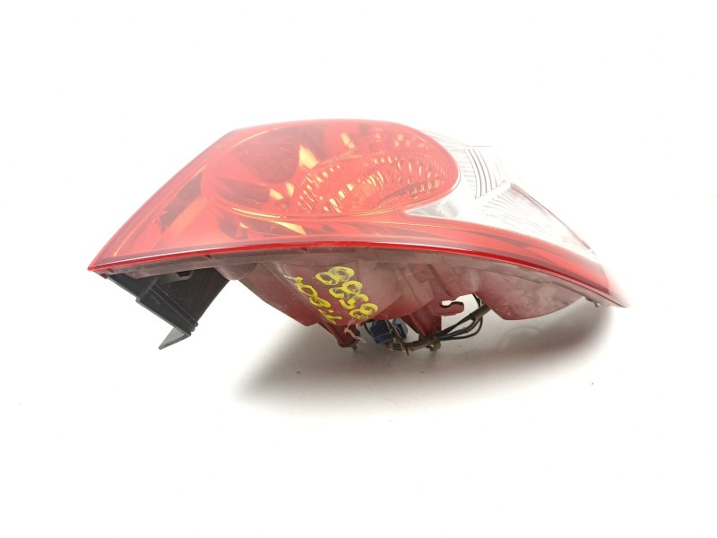 Recambio de piloto trasero derecho para hyundai santa fé ii (cm) 2.2 crdi 4x4 referencia OEM IAM 924022B020  