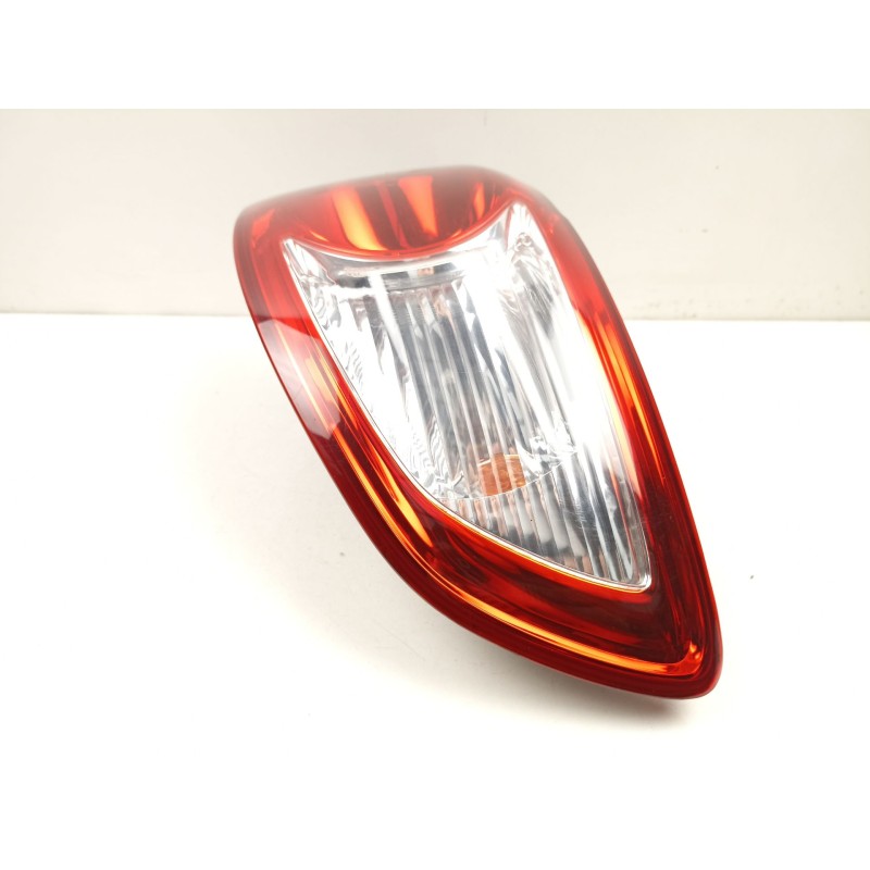 Recambio de piloto trasero derecho para hyundai santa fé ii (cm) 2.2 crdi 4x4 referencia OEM IAM 924022B020  