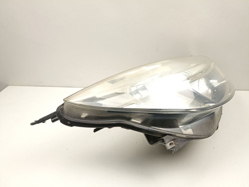 Recambio de faro derecho para opel insignia a (g09) 2.0 cdti (68) referencia OEM IAM 13226783 1EJ00963002 