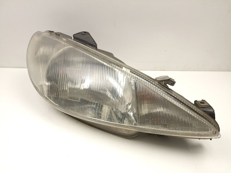 Recambio de faro derecho para peugeot 206 hatchback (2a/c) 1.9 d referencia OEM IAM 9640559480  