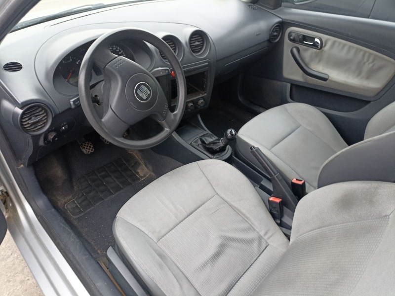 seat ibiza iii (6l1) del año 2002