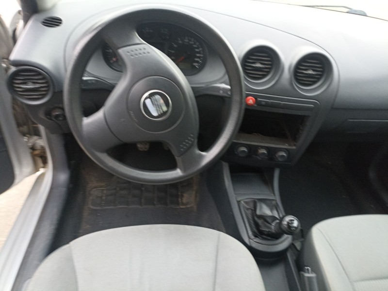 seat ibiza iii (6l1) del año 2002