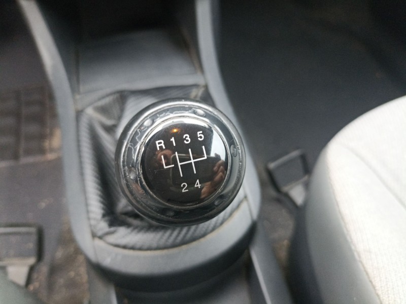 seat ibiza iii (6l1) del año 2002