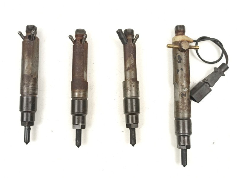 Recambio de inyectores juego para seat toledo ii (1m2) 1.9 tdi referencia OEM IAM 038130202A 038130202E 0432193595