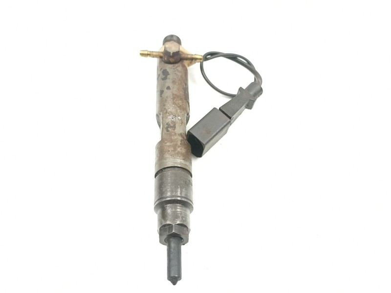 Recambio de inyectores juego para seat toledo ii (1m2) 1.9 tdi referencia OEM IAM 038130202A 038130202E 0432193595