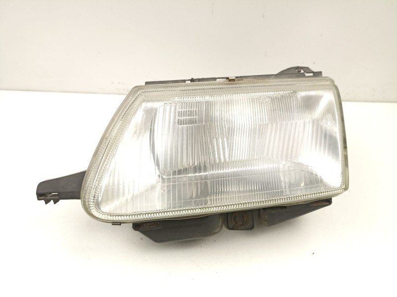 Recambio de faro izquierdo para citroën saxo (s0, s1) 1.5 d referencia OEM IAM 6204N5  