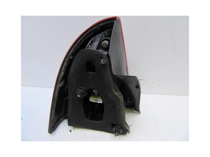 Recambio de piloto trasero dch. : citroen c5 : 2.0 hdi (135,96cv) [2006] para citroen c5 2.0 hdi referencia OEM IAM   