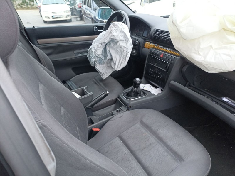 audi a4 b5 (8d2) del año 2000