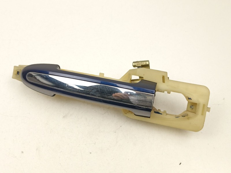 Recambio de manilla delantera izquierda para hyundai santa fé ii (cm) 2.2 crdi 4x4 referencia OEM IAM 826552B000  