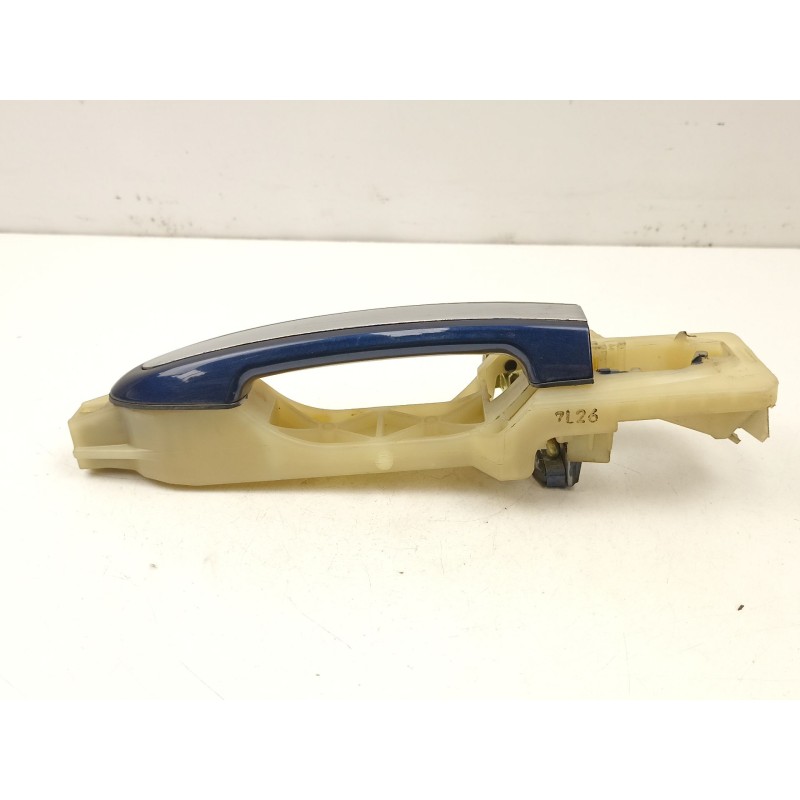 Recambio de manilla delantera izquierda para hyundai santa fé ii (cm) 2.2 crdi 4x4 referencia OEM IAM 826552B000  