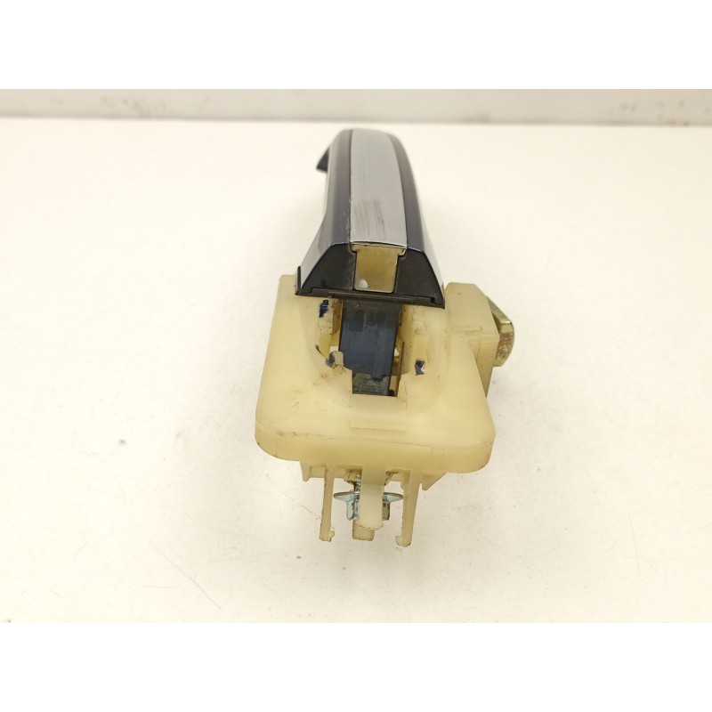 Recambio de manilla delantera izquierda para hyundai santa fé ii (cm) 2.2 crdi 4x4 referencia OEM IAM 826552B000  