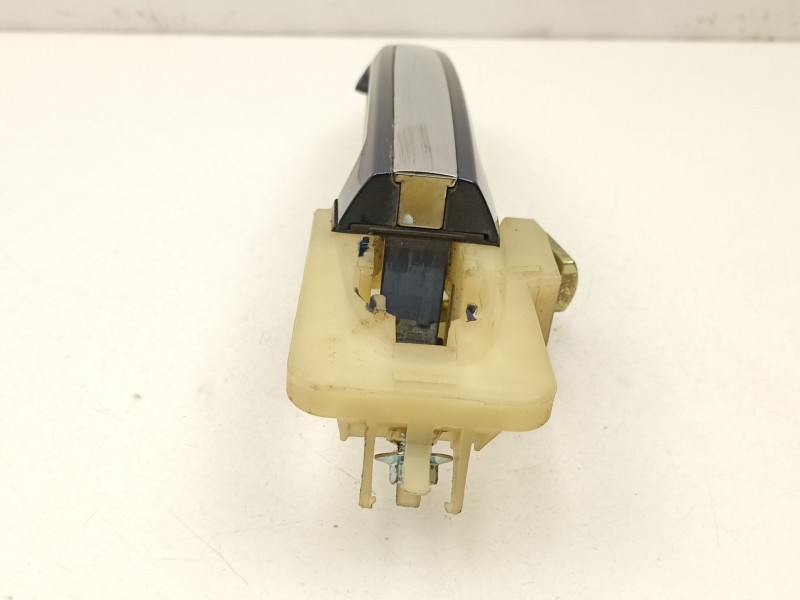 Recambio de manilla delantera izquierda para hyundai santa fé ii (cm) 2.2 crdi 4x4 referencia OEM IAM 826552B000  