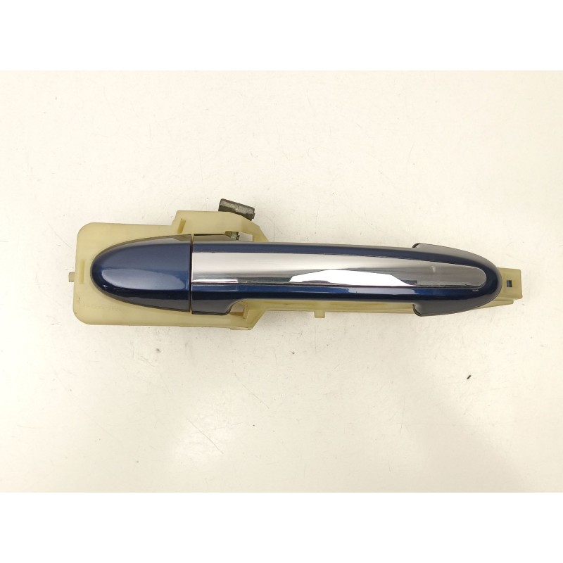 Recambio de manilla delantera derecha para hyundai santa fé ii (cm) 2.2 crdi 4x4 referencia OEM IAM 826652B000  