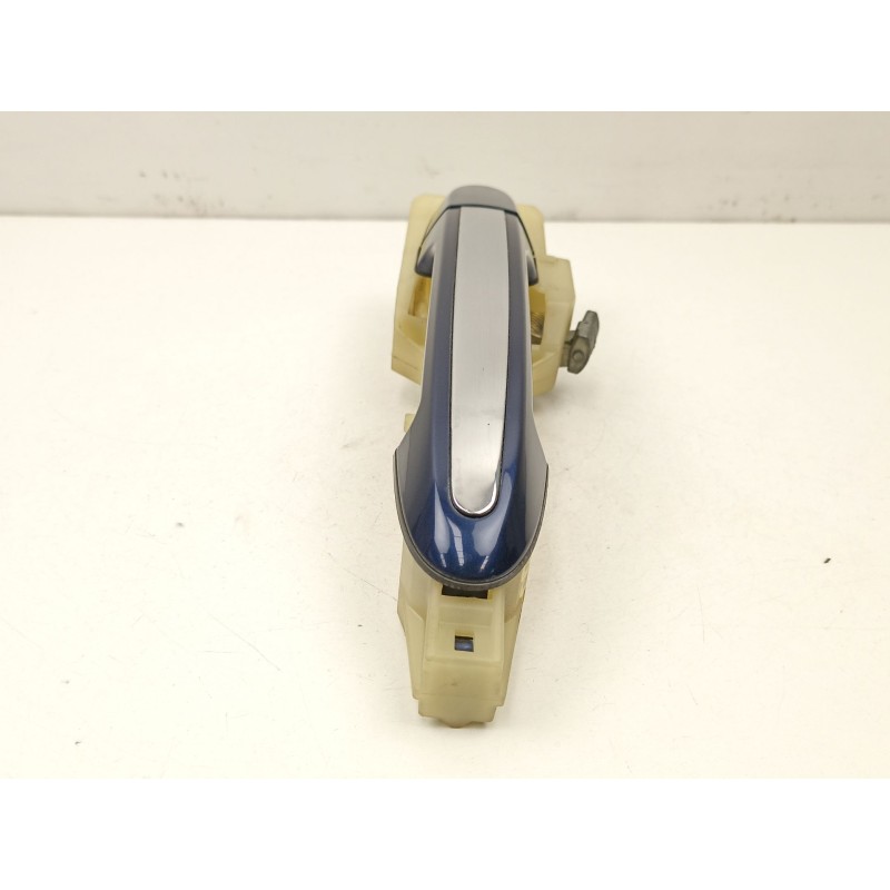 Recambio de manilla delantera derecha para hyundai santa fé ii (cm) 2.2 crdi 4x4 referencia OEM IAM 826652B000  