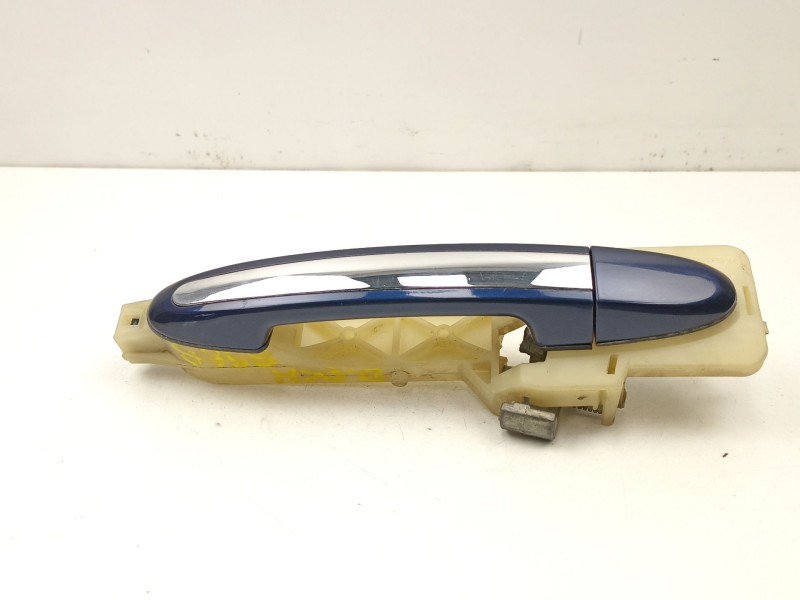 Recambio de manilla delantera derecha para hyundai santa fé ii (cm) 2.2 crdi 4x4 referencia OEM IAM 826652B000  