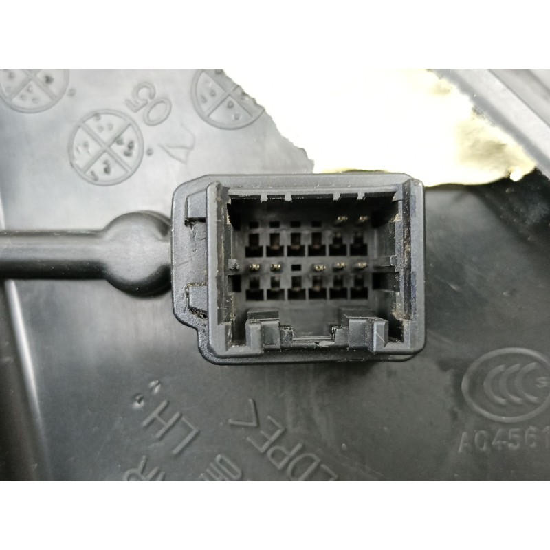 Recambio de retrovisor izquierdo para hyundai santa fé ii (cm) 2.2 crdi 4x4 referencia OEM IAM 876102B260  