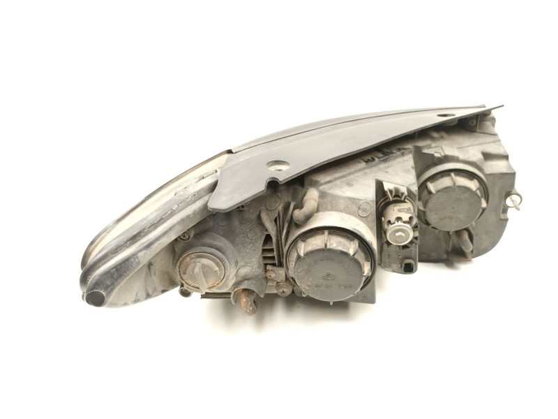 Recambio de faro izquierdo para hyundai santa fé ii (cm) 2.2 crdi 4x4 referencia OEM IAM 921012B021  