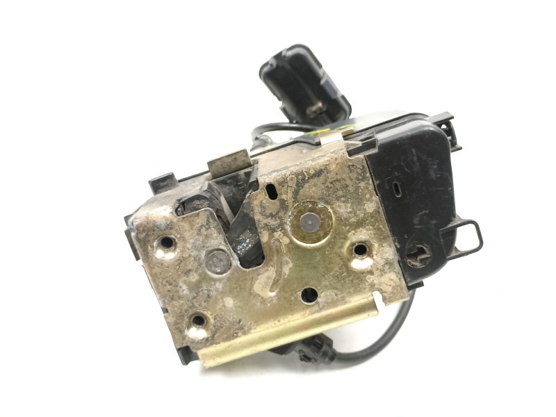 Recambio de cerradura puerta trasera derecha para renault megane 1.9 dci referencia OEM IAM 8200028429  