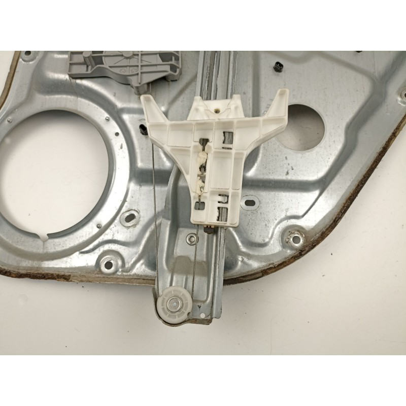 Recambio de elevalunas trasero izquierdo para hyundai santa fé ii (cm) 2.2 crdi 4x4 referencia OEM IAM 834702B020  