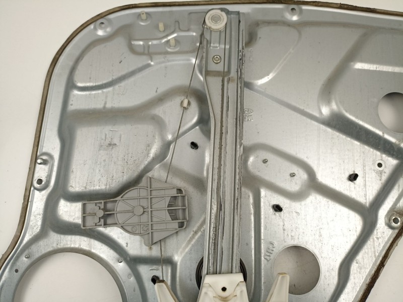 Recambio de elevalunas trasero izquierdo para hyundai santa fé ii (cm) 2.2 crdi 4x4 referencia OEM IAM 834702B020  