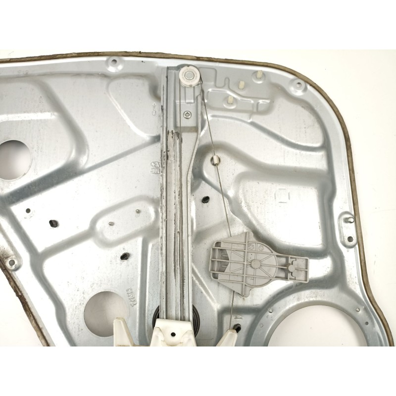 Recambio de elevalunas trasero derecho para hyundai santa fé ii (cm) 2.2 crdi 4x4 referencia OEM IAM 834802B020  