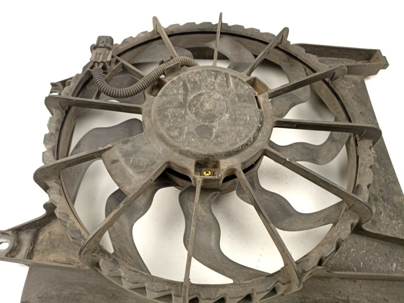 Recambio de electroventilador para hyundai santa fé ii (cm) 2.2 crdi 4x4 referencia OEM IAM 977302B200  
