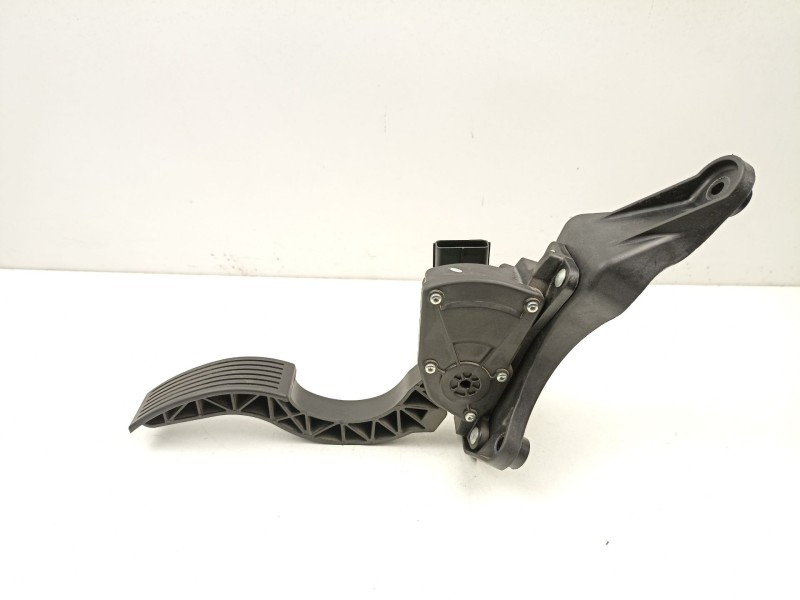 Recambio de potenciometro aceleracion para hyundai santa fé ii (cm) 2.2 crdi 4x4 referencia OEM IAM 327002B100  