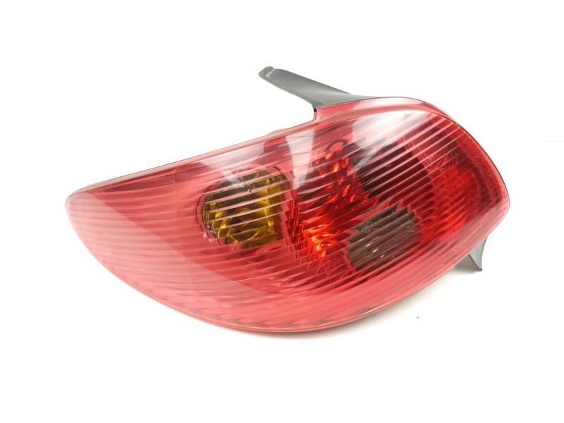 Recambio de piloto trasero izquierdo para peugeot 206 hatchback (2a/c) 1.4 16v referencia OEM IAM 6350P1  