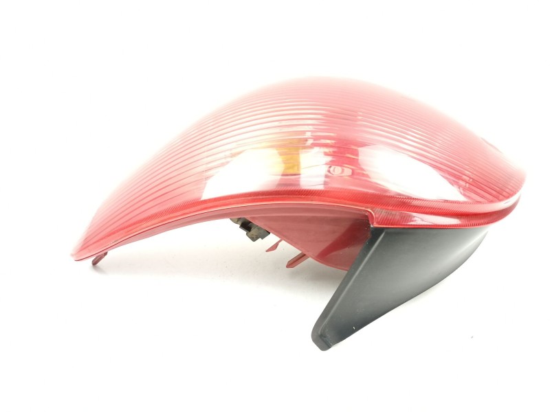 Recambio de piloto trasero derecho para peugeot 206 hatchback (2a/c) 1.4 16v referencia OEM IAM 6351P1  