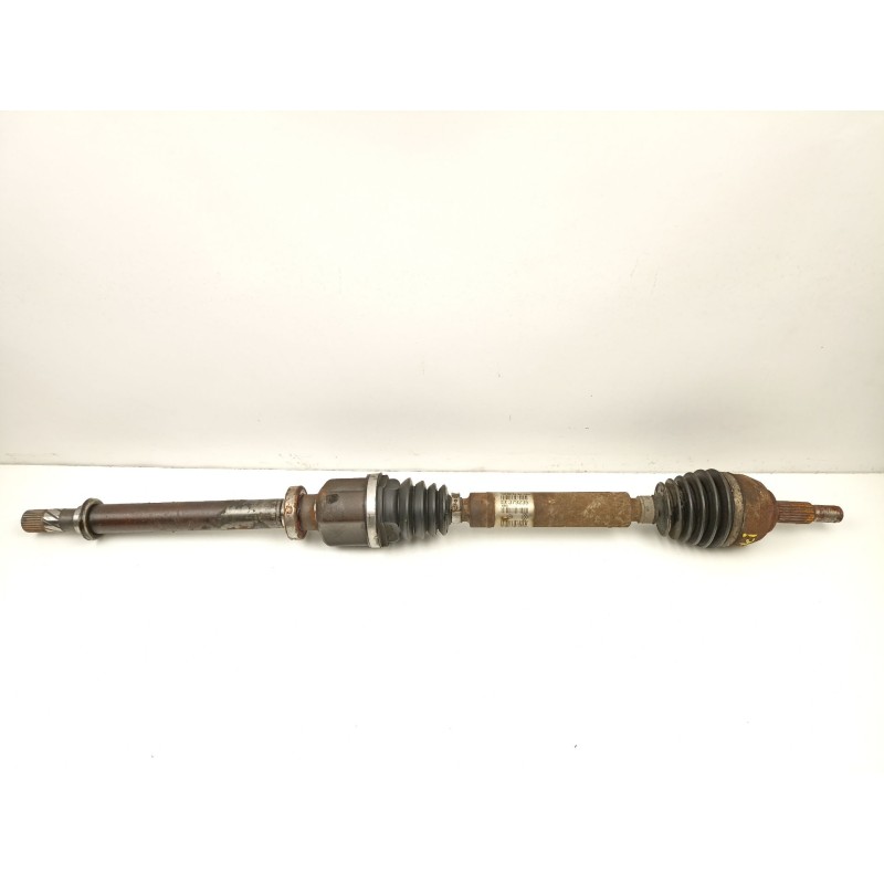 Recambio de transmision delantera derecha para renault megane 1.5 dci d/k9k f7 referencia OEM IAM 8200379235  