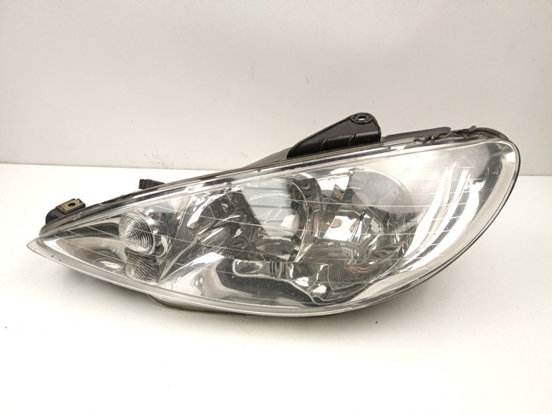 Recambio de faro izquierdo para peugeot 206 hatchback (2a/c) 1.4 16v referencia OEM IAM 9628666880 89001771 
