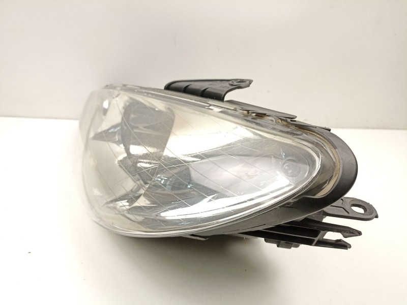 Recambio de faro izquierdo para peugeot 206 hatchback (2a/c) 1.4 16v referencia OEM IAM 9628666880 89001771 