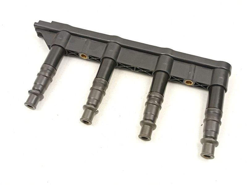 Recambio de bobina para peugeot 206 hatchback (2a/c) 1.4 16v referencia OEM IAM 9651710680 1104091 