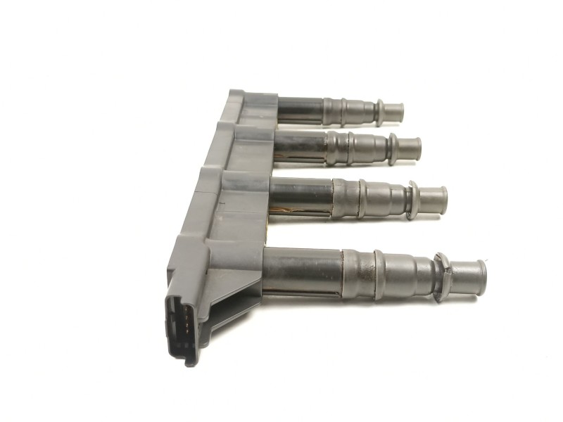 Recambio de bobina para peugeot 206 hatchback (2a/c) 1.4 16v referencia OEM IAM 9651710680 1104091 