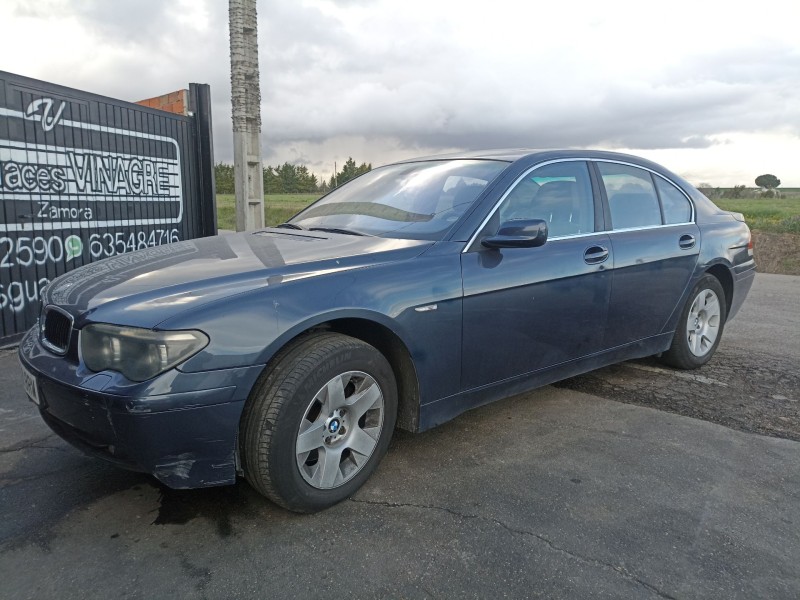 bmw 7 (e65, e66, e67) del año 2001
